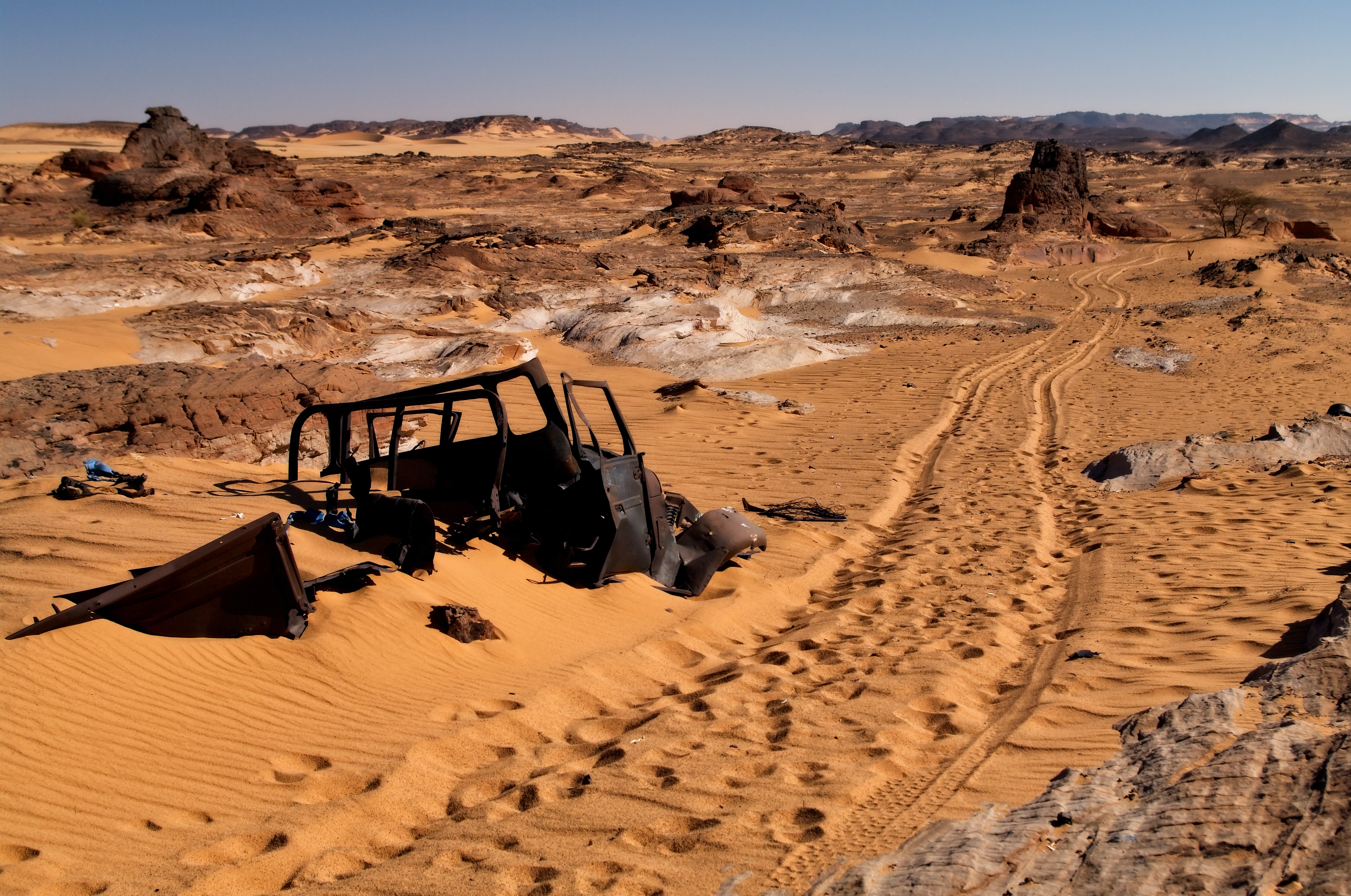 pastoralism and salt caravans in the Ennedi maasif and the central Chadian plains
